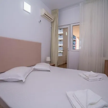 Hotel Calipso 3*